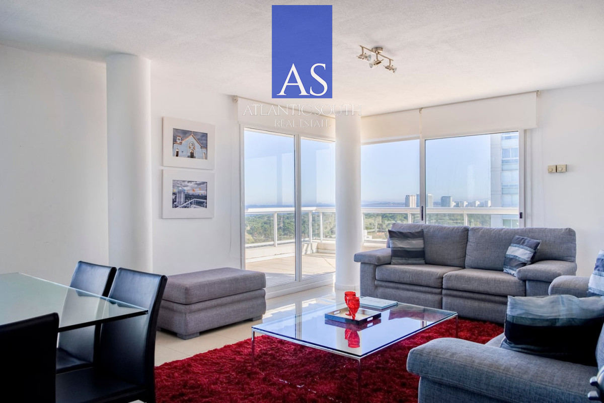 Apartamento ID.4898 - Penthouse dúplex con terrazas excepcionales y vistas panorámicas en Punta del Este