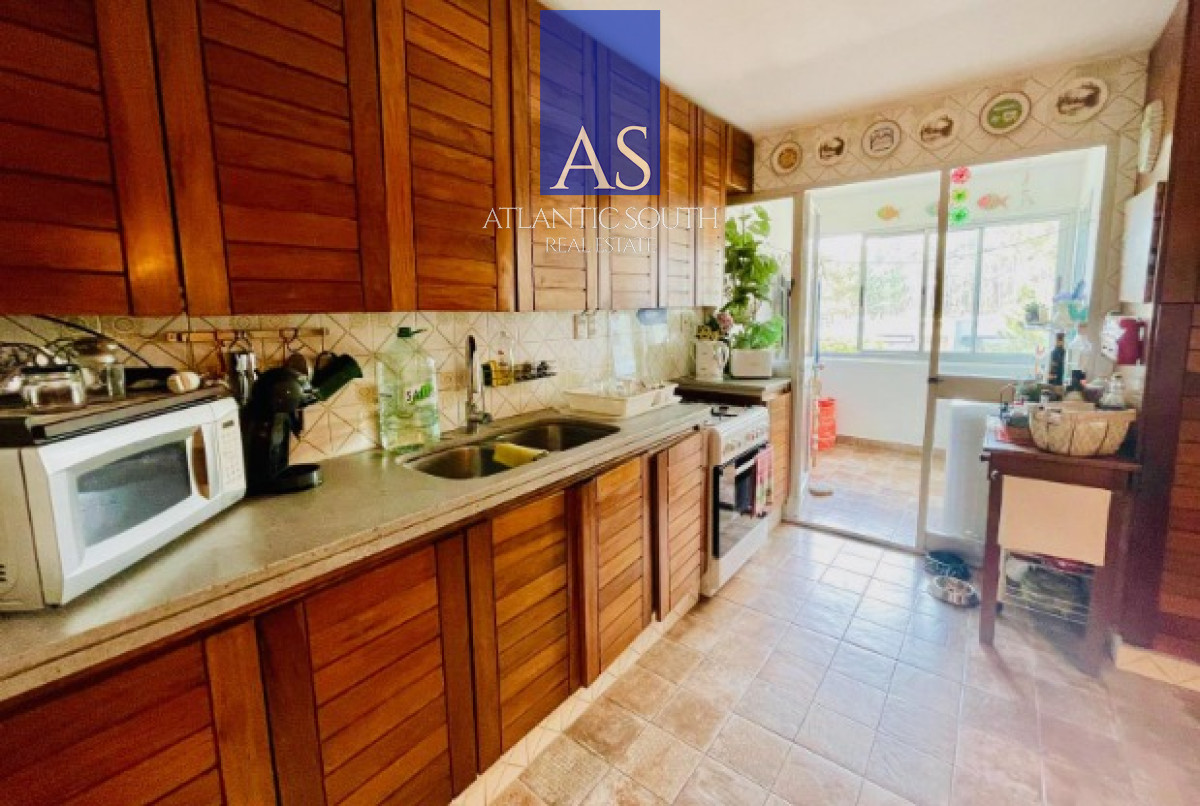 Apartamento ID.3583 - Apartamento de tres dormitorios Rooselvelt Center Punta del Este 