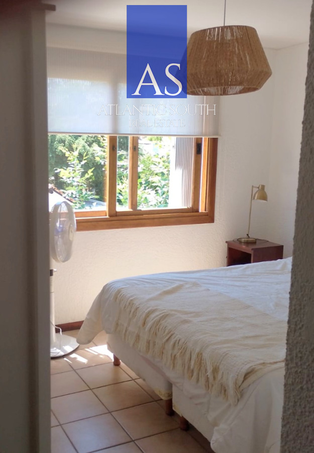 Apartamento ID.4052 - Apartamento amplio 3 dormitorios en Playa Brava garage piscina cerca del mar Punta del Este