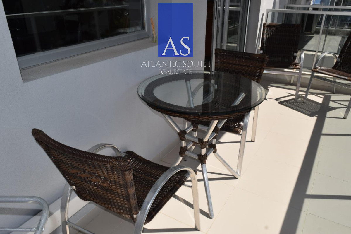 Apartamento ID.3819 - Apartamento 2 dormitorios a pasos del mar en excelente torre Playa BRava Punta del Este