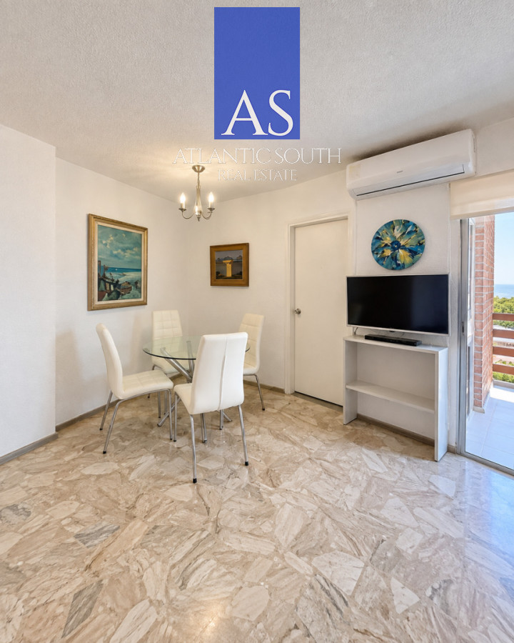 Apartamento ID.5122 - Apartamento 2 dormitorios frente al mar reciclado terraza y garage gastos bajos Playa Mansa Punta del Este