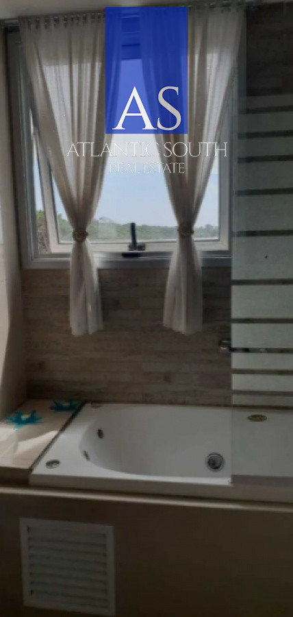 Apartamento ID.1603 - Apartamento de 3 dormitorios en torre de categoría. Brava, Punta del Este
