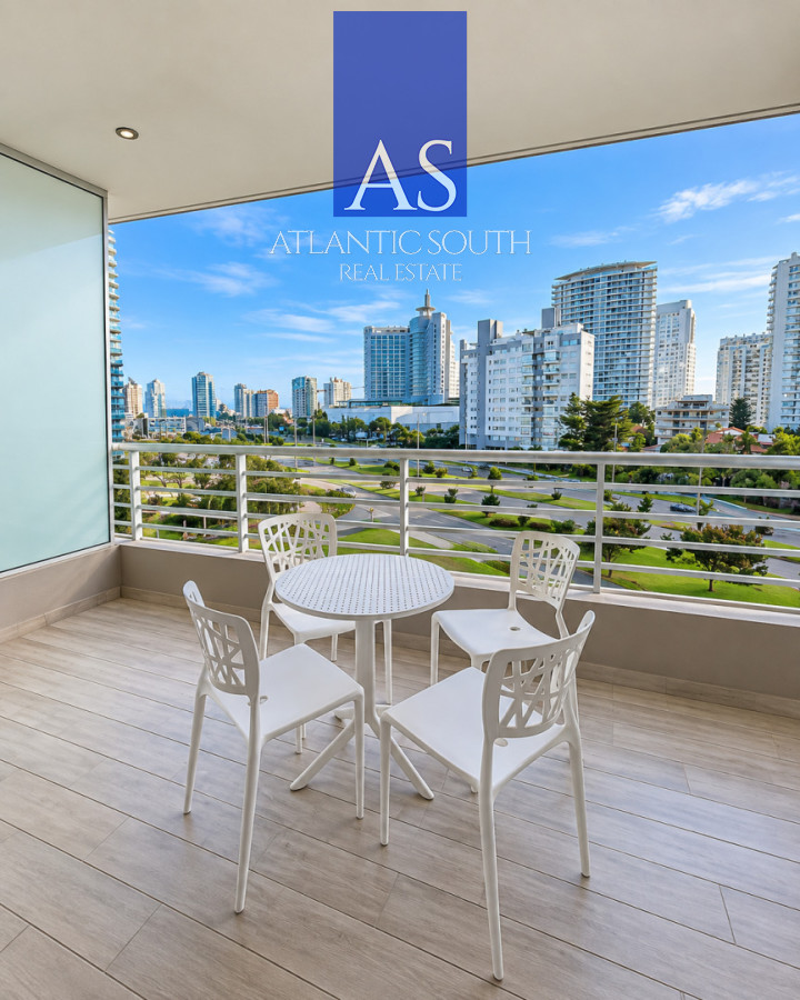 Apartamento ID.4933 - Apartamento de 2 dormitorios en venta y alquiler a 200 metros del mar en Playa Mansa