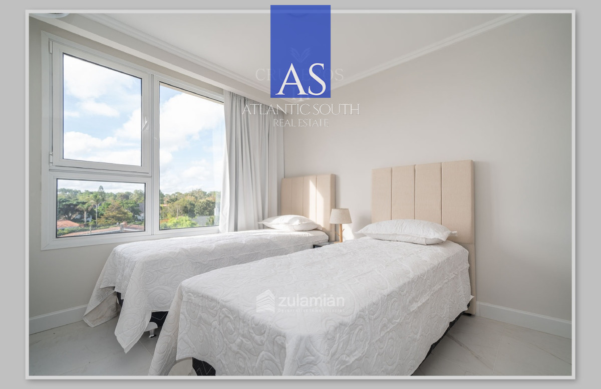 Apartamento ID.3674 - Apartamento 2 dormitorios con parrillero y vista frente al mar a estrenar Playa Mansa Pinares Punta del Este