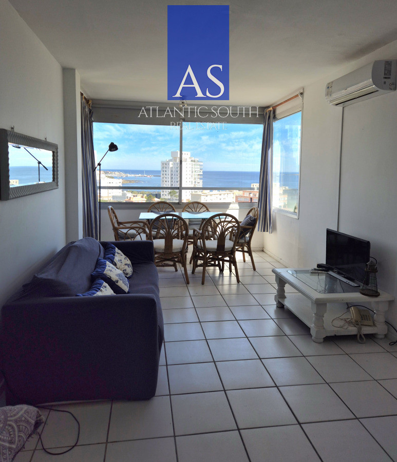 Apartamento ID.4422 - Penthouse 2 dormitorios con vista al mar garage Playa Mansa y Brava Punta del Este