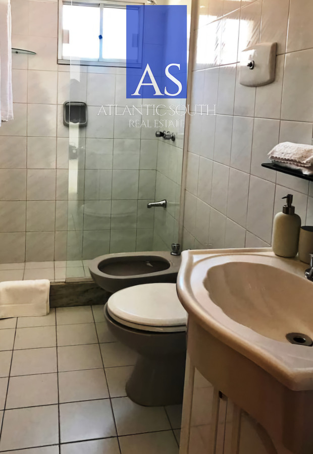 Apartamento ID.4093 - Apartamento de 2 dormitorios con vista al mar y garage en Península