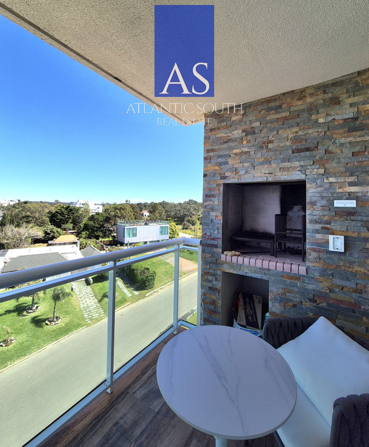 Apartamento ID.3674 - Apartamento 2 dormitorios con parrillero y vista frente al mar Playa Mansa Pinares Punta del Este
