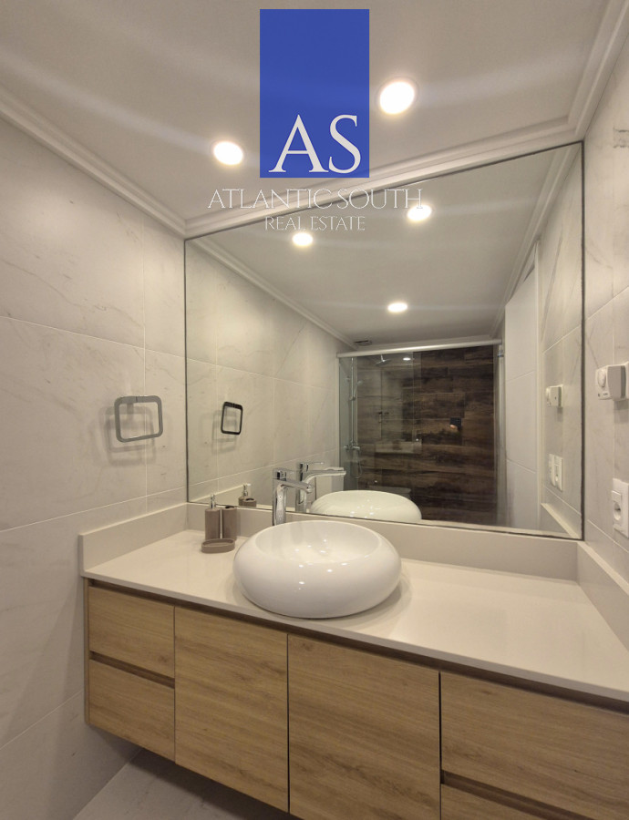 Apartamento ID.3672 - Oportunidad Cruceros 3 Apartamento en venta 2 dormitorios a estrenar parrillero propio Playa Mansa Pinares Punta del Este