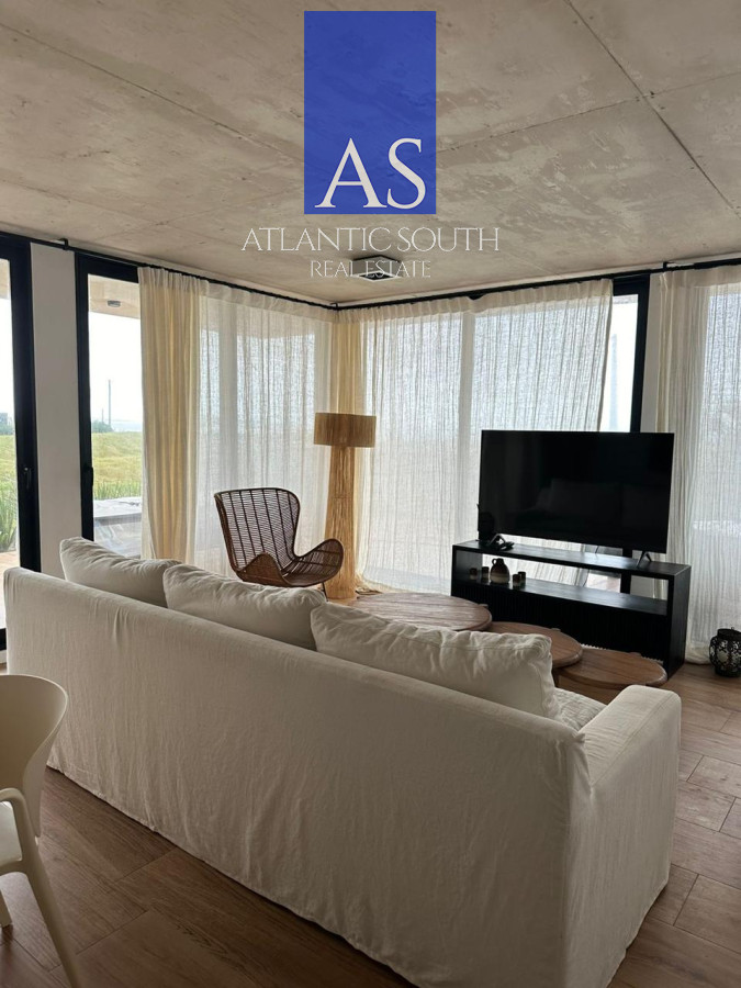 Apartamento ID.4314 - Apartamento 3 dormitorios con parrillero a estrenar garage primera linea Playa Mansa Pinares 