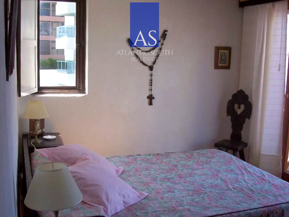 Apartamento ID.3779 - Apartamento de 3 dormitorios estufa a leña y parrillero propio próximo al mar Playa Brava