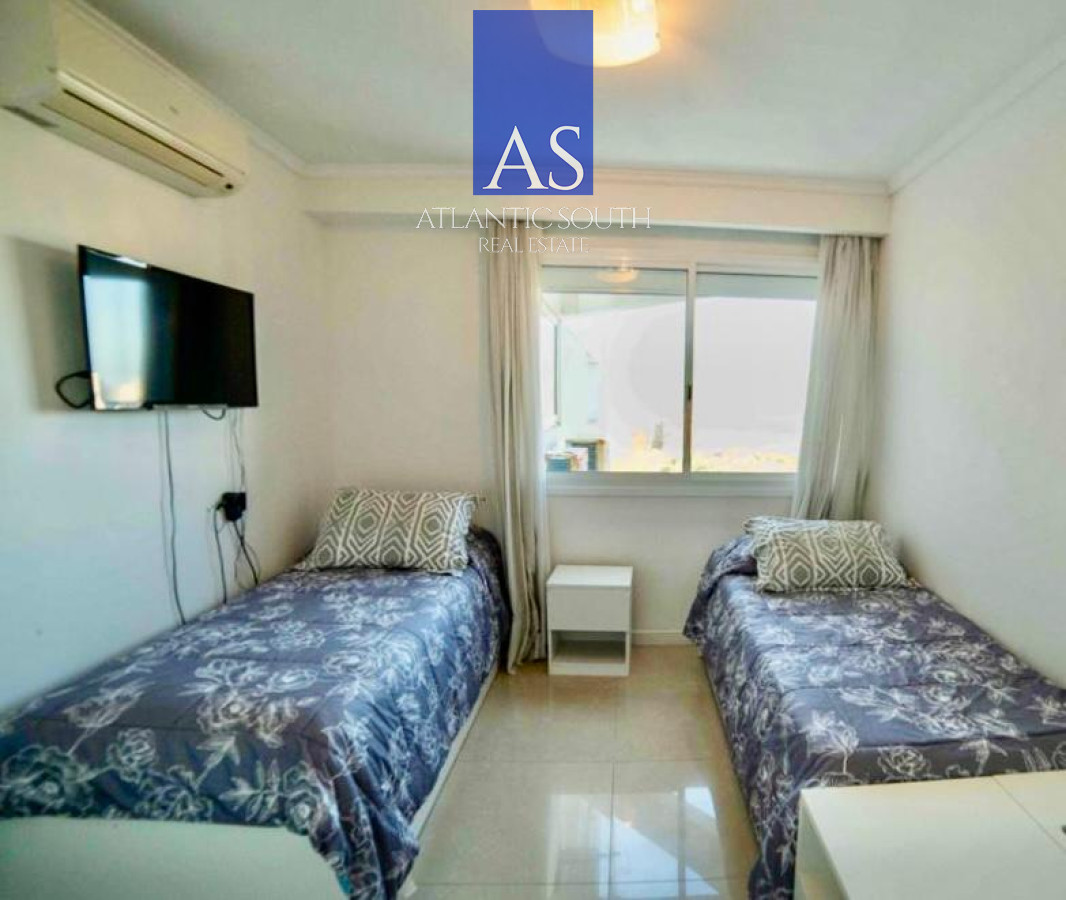 Apartamento ID.4181 - Apartamento de 2 dormitorios en suite+toilette terraza parrillero propio garage piscinas gastos razonables Playa Mansa Punta del Este