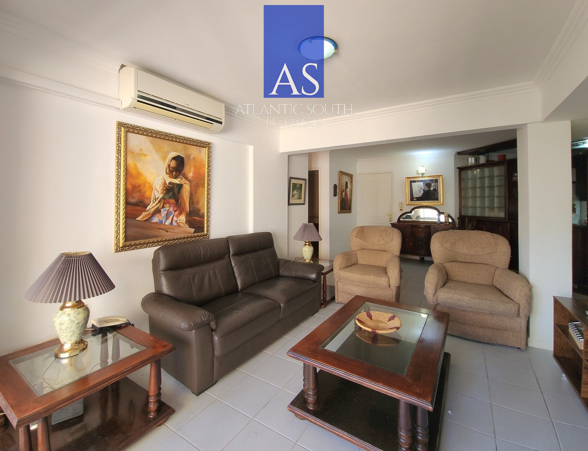 Apartamento ID.3505 - Apartamento 3 dormitorios primera linea frente al mar Playa Mansa Pinares con piscina y cochera