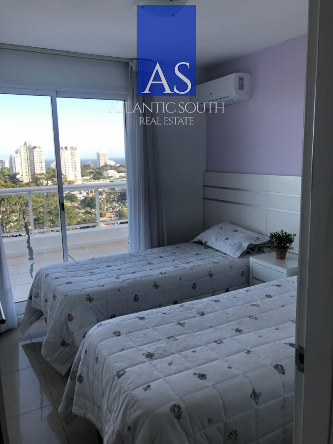Apartamento ID.4898 - Penthouse dúplex con terrazas excepcionales y vistas panorámicas en Punta del Este