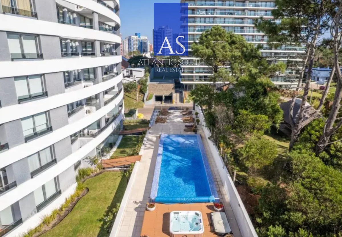 Apartamento ID.4267 - Apartamento de 3 dormitorios y 3 baños moderno en Aidy grill, Punta del Este 