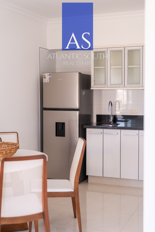 Apartamento ID.4135 - Apartamento 4 dormitorios frente al mar Playa Mansa , Punta del Este 