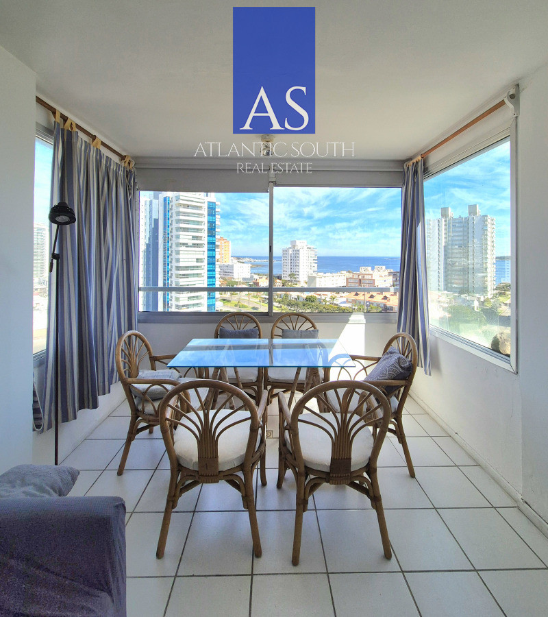 Apartamento ID.4422 - Penthouse 2 dormitorios con vista al mar garage Playa Mansa y Brava Punta del Este