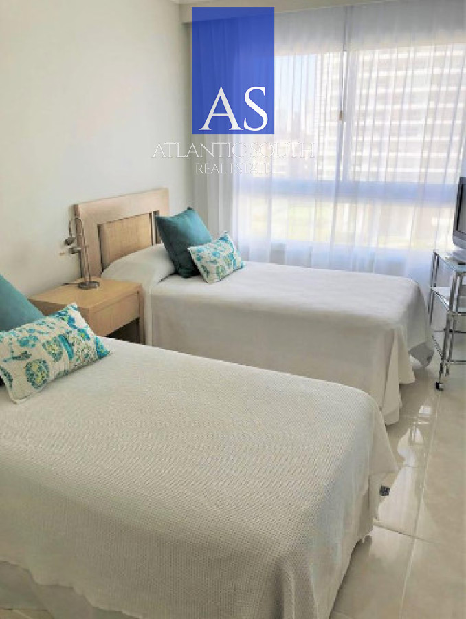 Apartamento ID.3733 - Torre de lujo 3 dormitorios mejor vista de Punta! Millenium Tower