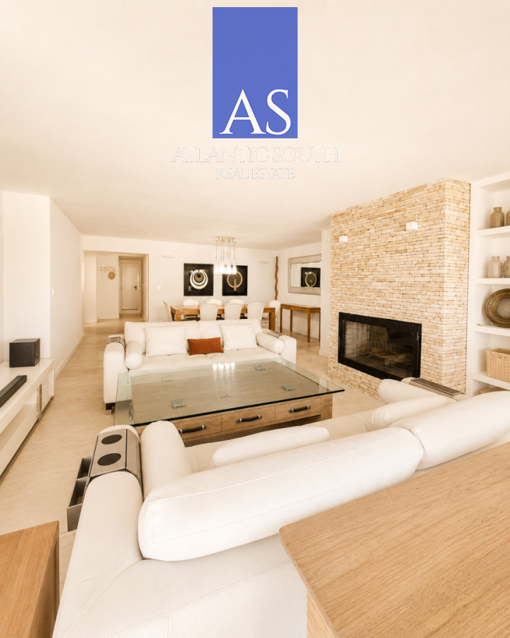 Apartamento ID.4892 - Planta de categoría de 3 suites reciclada frente al mar en Península