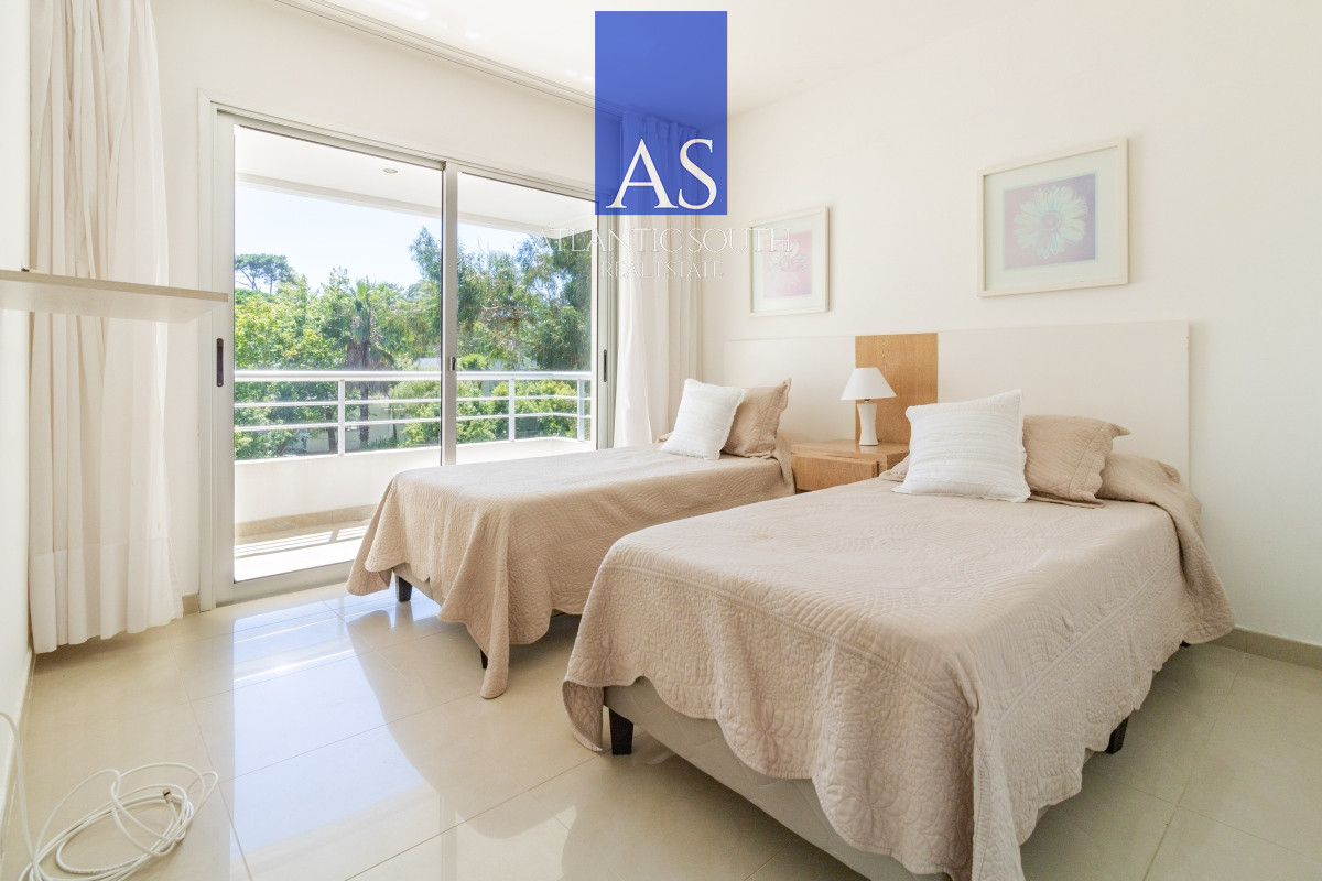 Apartamento ID.3399 - PENTHOUSE en el Golf 3 dormitorios 3 baños, gran barbacoa propia, garage y amenities