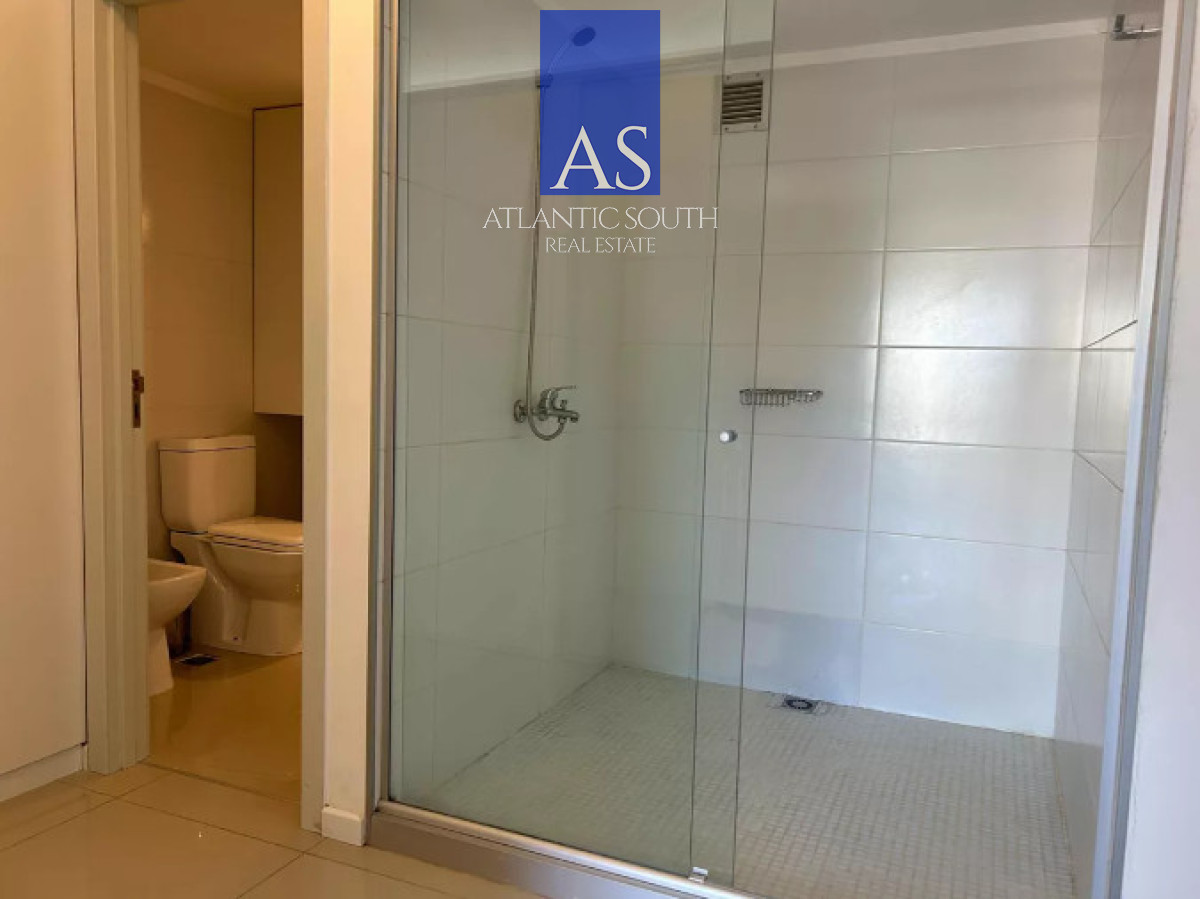 Apartamento ID.3462 - Oportunidad Moon Apartamento amplio y moderno 3 dormitorios y 3 baños con parrillero Punta del Este
