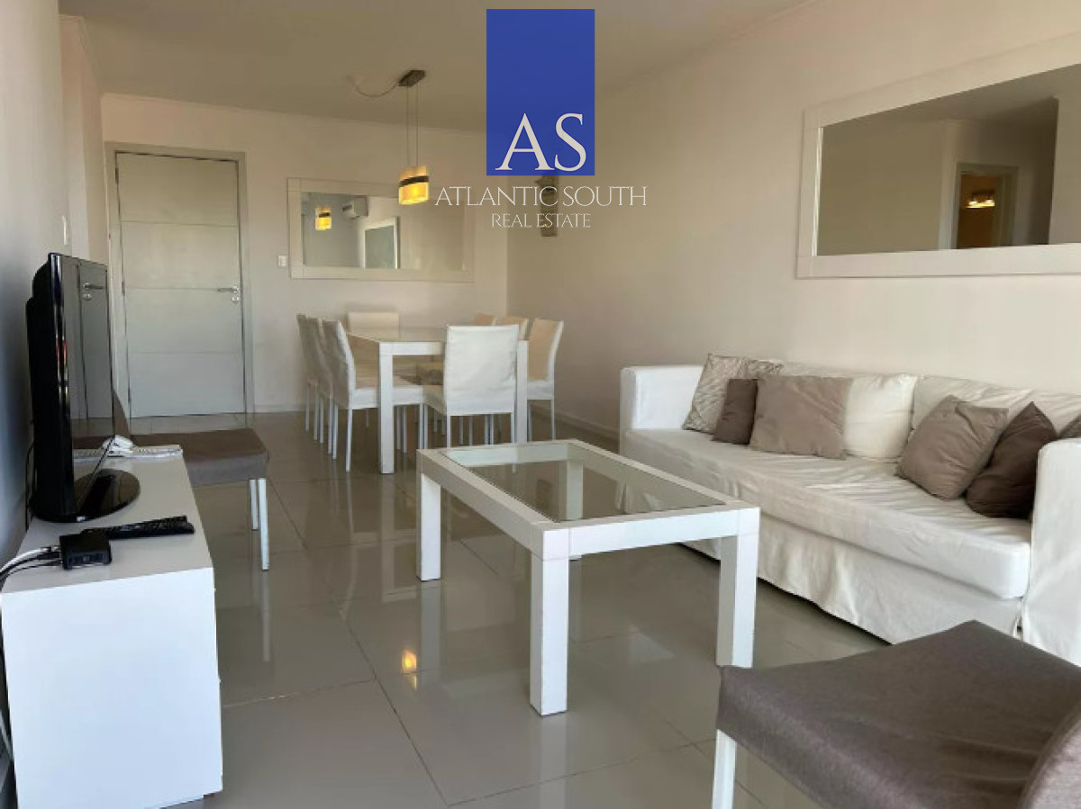 Apartamento ID.3462 - Oportunidad Moon Apartamento amplio y moderno 3 dormitorios y 3 baños con parrillero Punta del Este