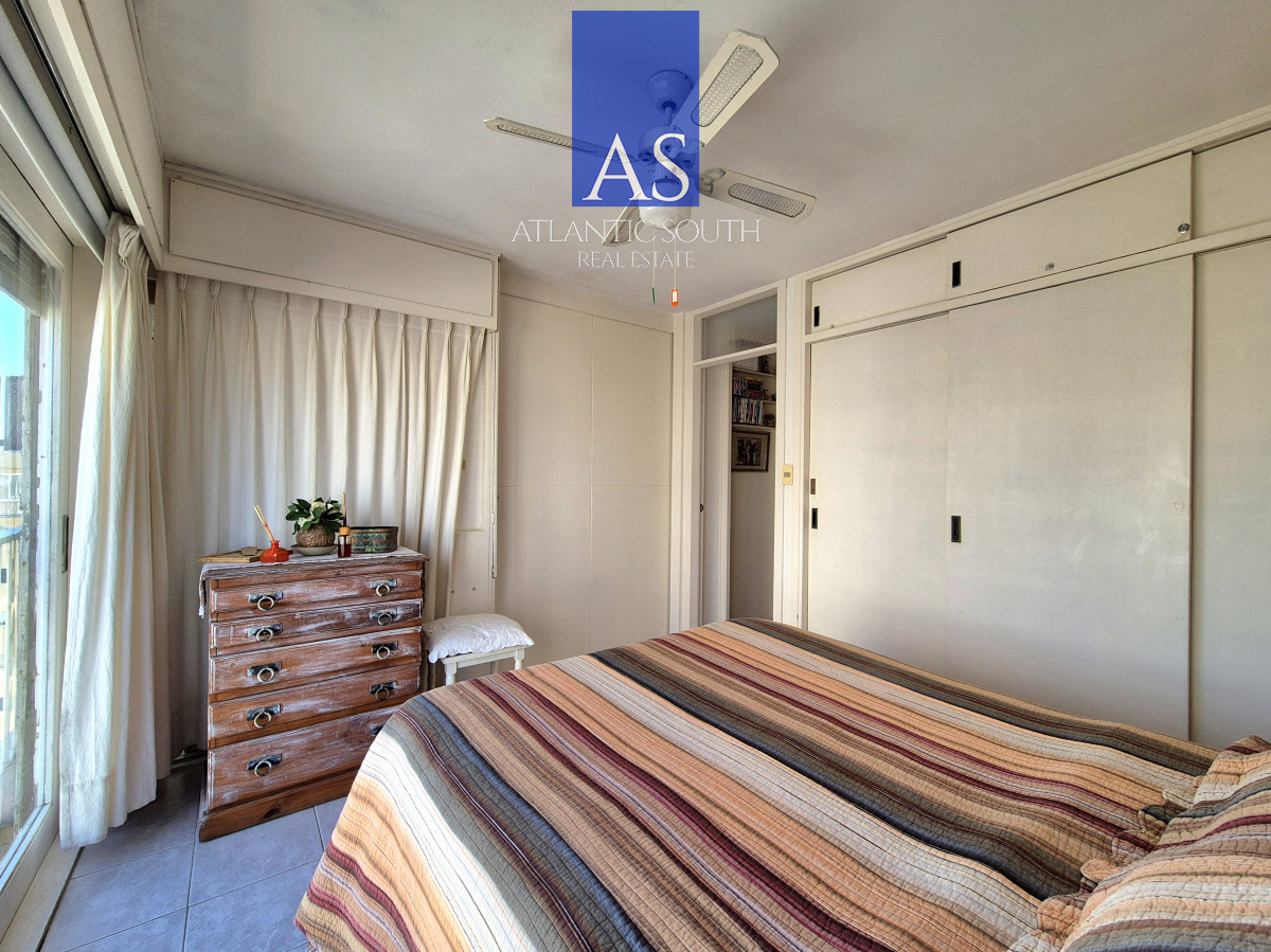 Apartamento ID.4283 - Apartamento de 1 dormitorio con vista parcial al mar semi reciclado Península