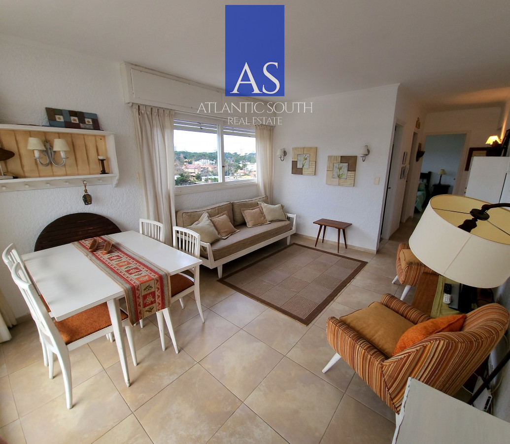 Apartamento ID.2972 - Alquiler anual y venta espectacular vista al Mar en parada 10 Playa Mansa