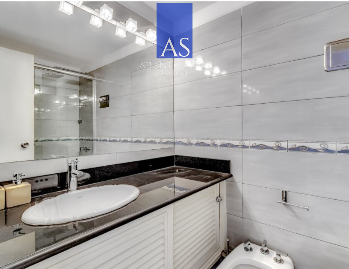 Apartamento ID.4502 - Apartamento 3 dormitorios con vista al puerto en Península Punta del Este 