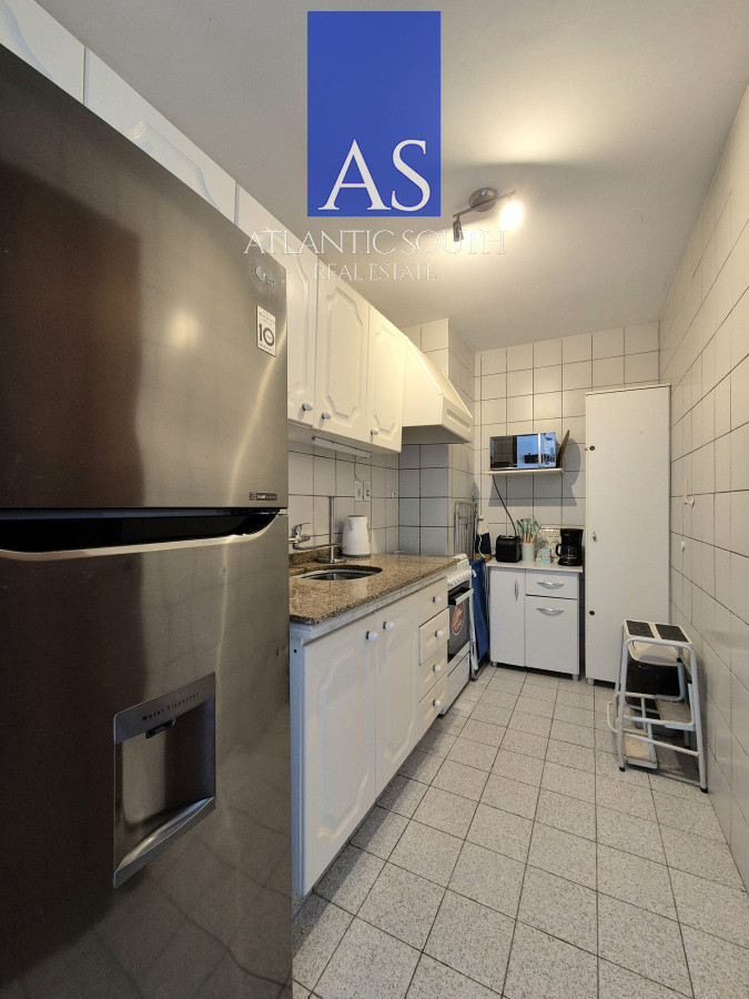 Apartamento ID.4418 - Apartamento 1 dormitorio en venta cercano al Mar terraza y cochera Playa Mansa Punta del Este