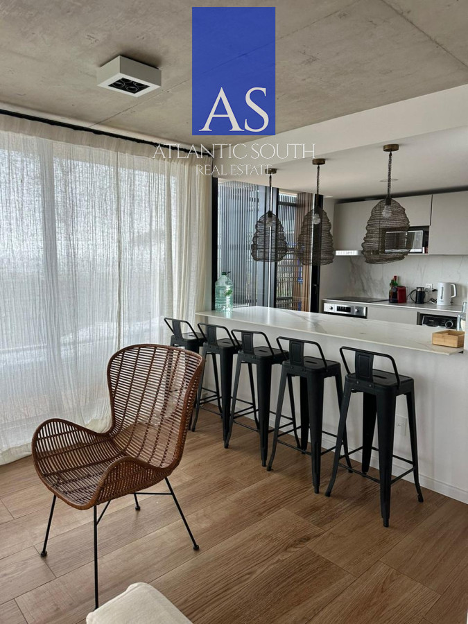 Apartamento ID.4314 - Apartamento 3 dormitorios con parrillero a estrenar garage primera linea Playa Mansa Pinares 
