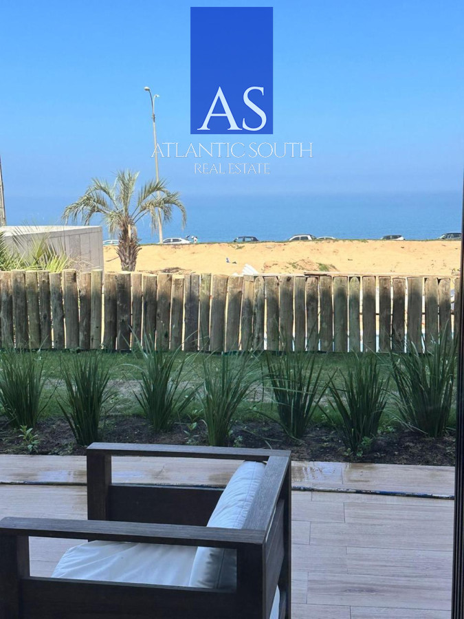 Apartamento ID.4314 - Apartamento 3 dormitorios con parrillero a estrenar garage primera linea Playa Mansa Pinares 