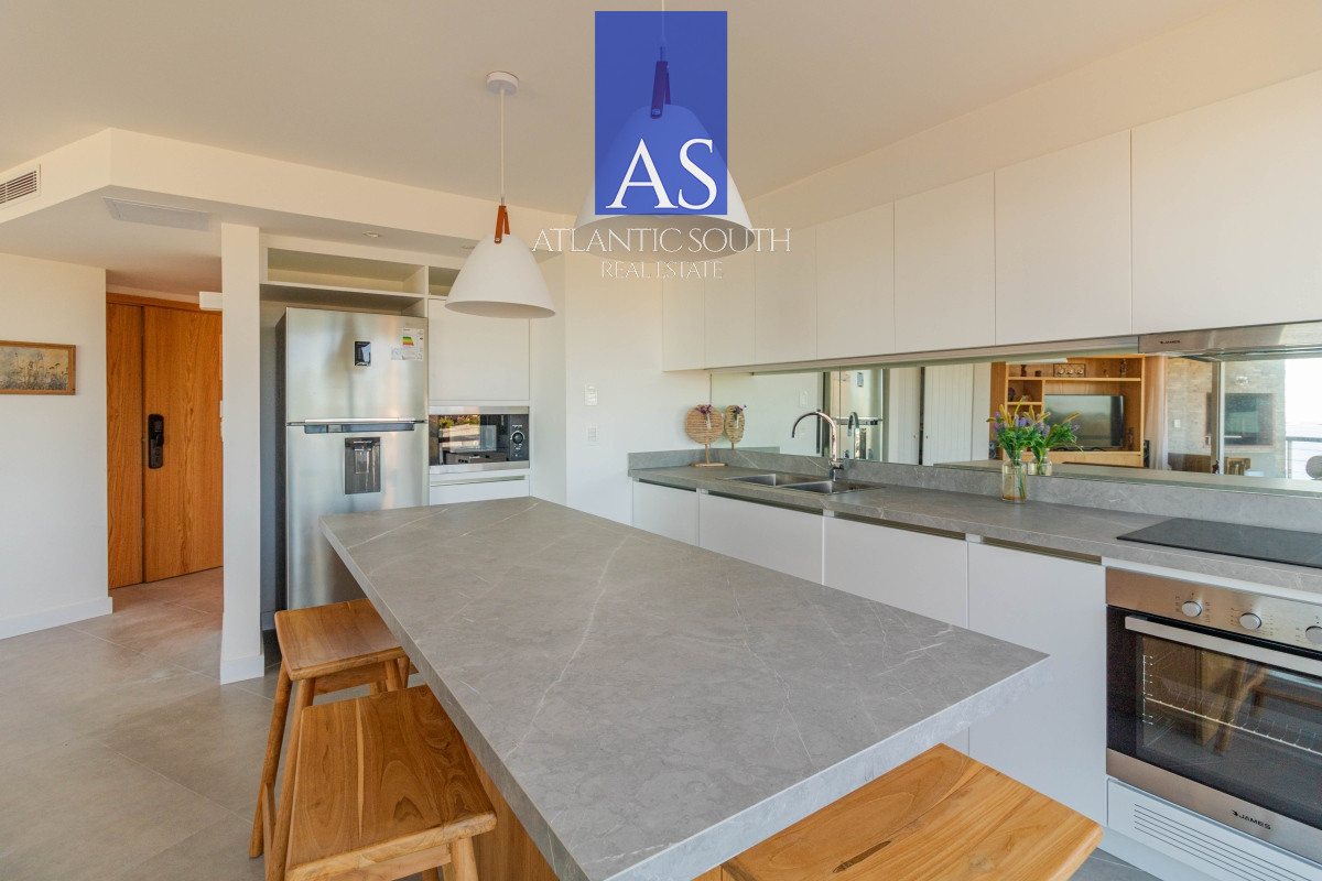 Apartamento ID.3559 - Espectacular Penthouse primera linea frente al mar Playa Mansa Pinares Punta del Este