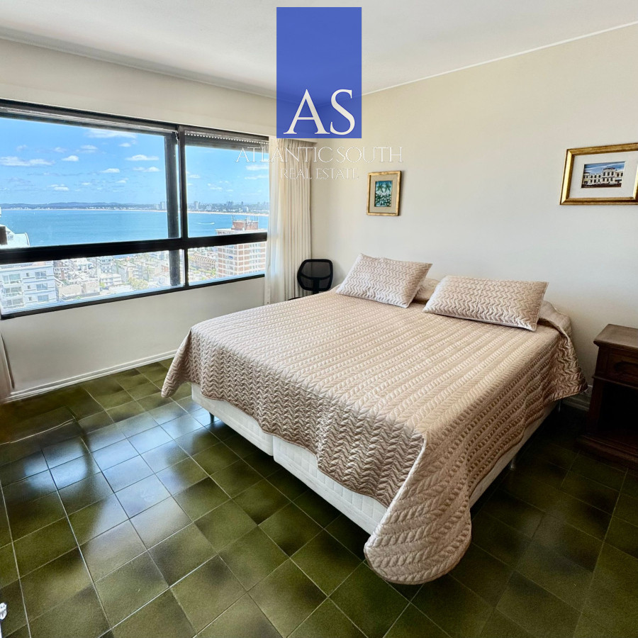 Apartamento ID.3890 - Apartamento de 4 dormitorios en península con excelente vista al mar 