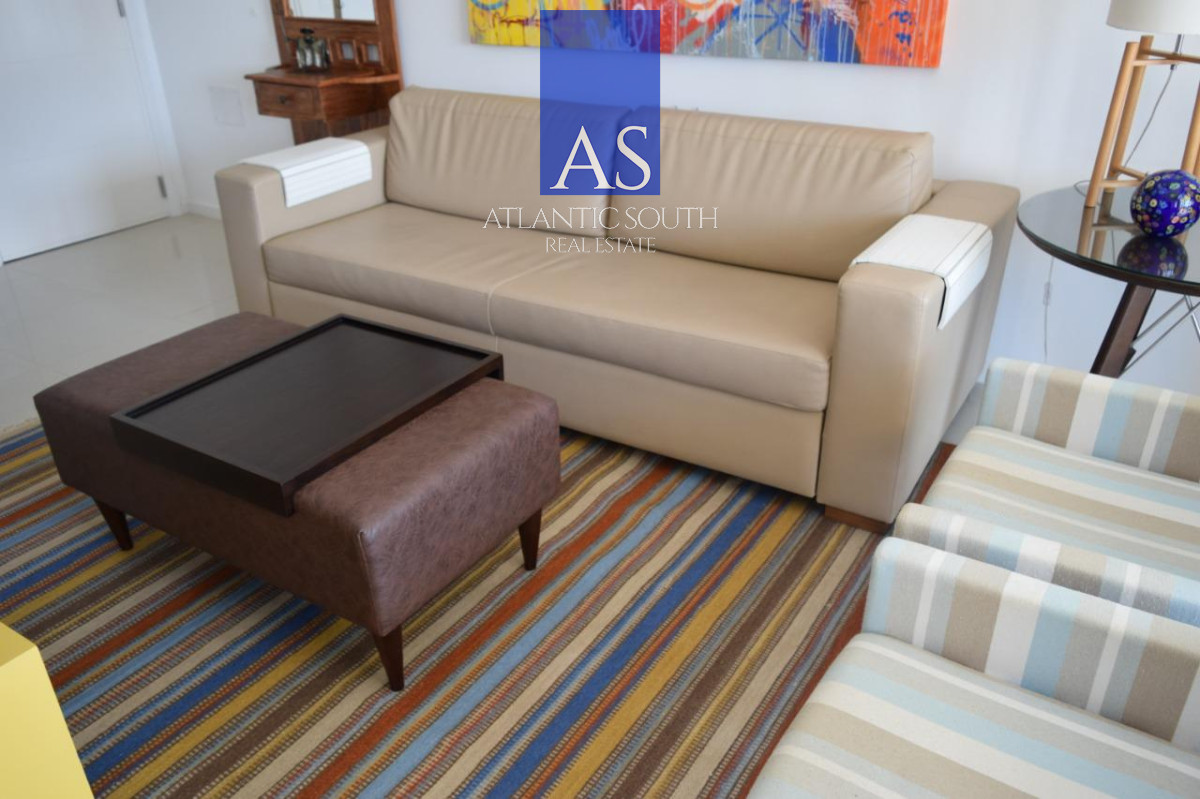 Apartamento ID.3819 - Apartamento 2 dormitorios a pasos del mar en excelente torre Playa BRava Punta del Este