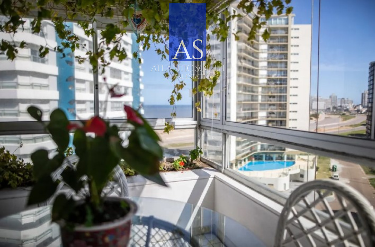 Apartamento ID.3907 - Apartamento de 4 dormitorios primera linea Playa Brava, Punta del Este 
