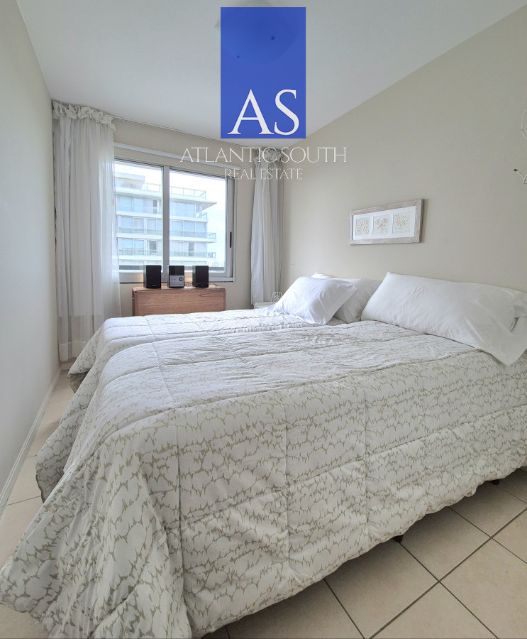 Apartamento ID.4065 - Oportunidad apartamento moderno piso alto 3 dormitorios 2 baños terraza con vista al mar garage venta Punta del Este Jardines del Country