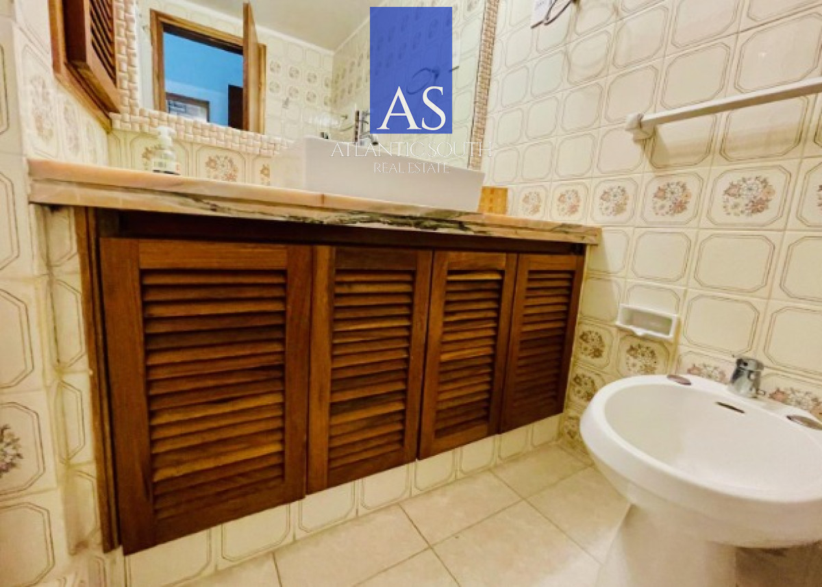 Apartamento ID.3583 - Apartamento de tres dormitorios Rooselvelt Center Punta del Este 