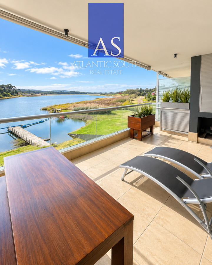Apartamento ID.5202 - Apartamento en venta en playa mansa, Punta del Este