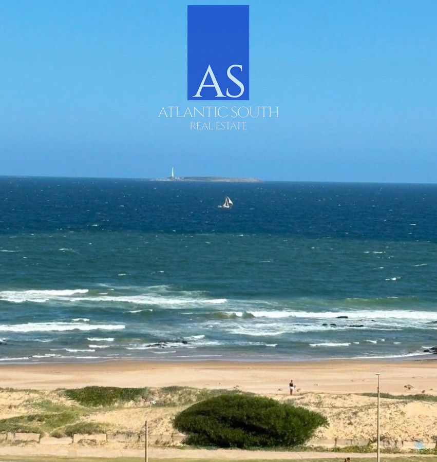 Apartamento ID.4187 - Oportunidad de 2 dormitorios + dependencia con vista a la Playa Brava 