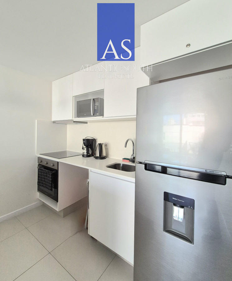 Apartamento ID.3940 - Apartamento de 1 Dormitorio en Parada 4 de Playa Mansa | Frente al COnrad