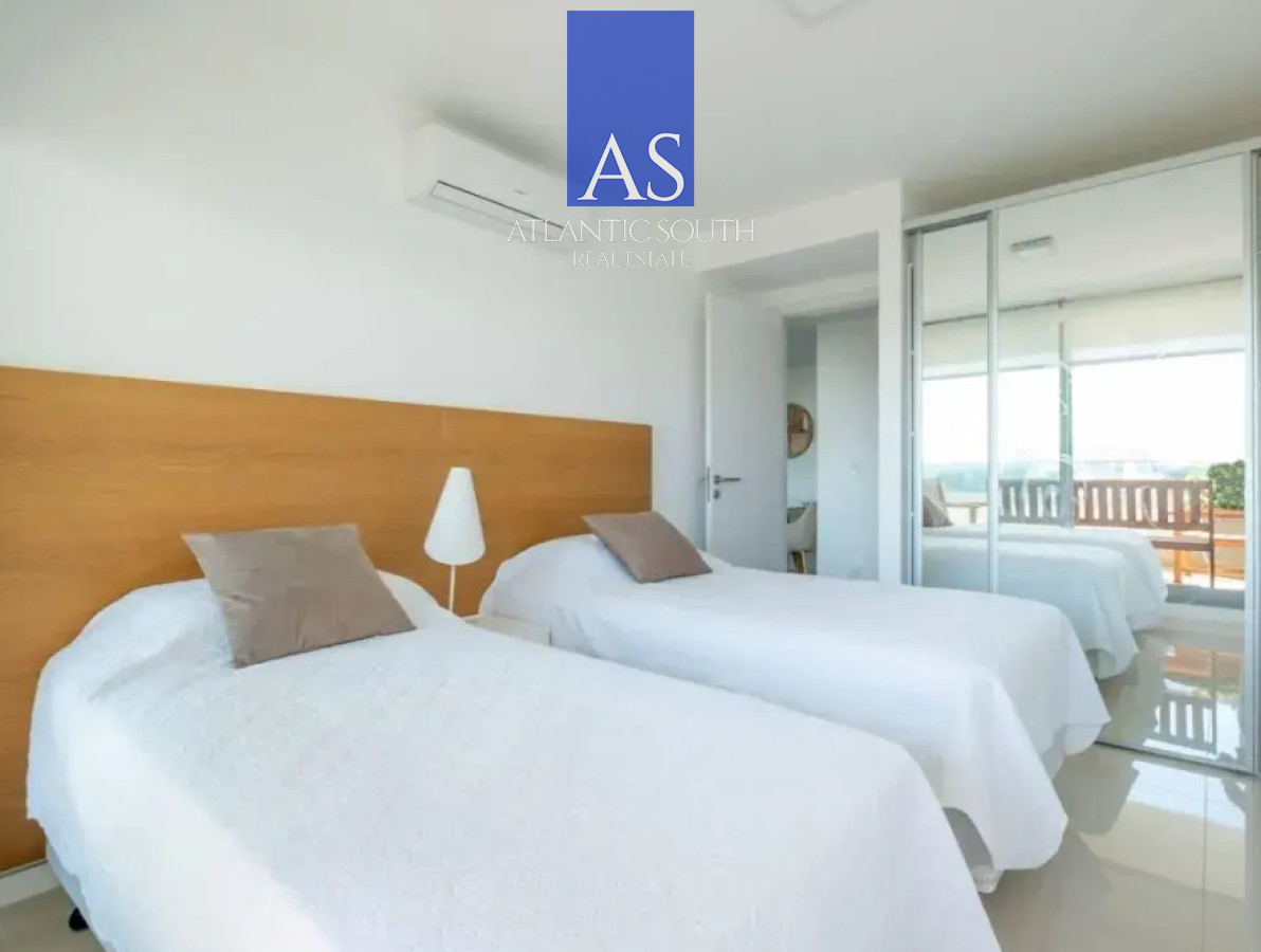 Apartamento ID.4267 - Apartamento de 3 dormitorios y 3 baños moderno en Aidy grill, Punta del Este 
