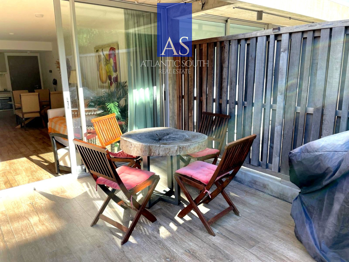 Apartamento ID.3479 - Apartamento a estrenar con patio jardín en Península piscina climatizada Punta del Este