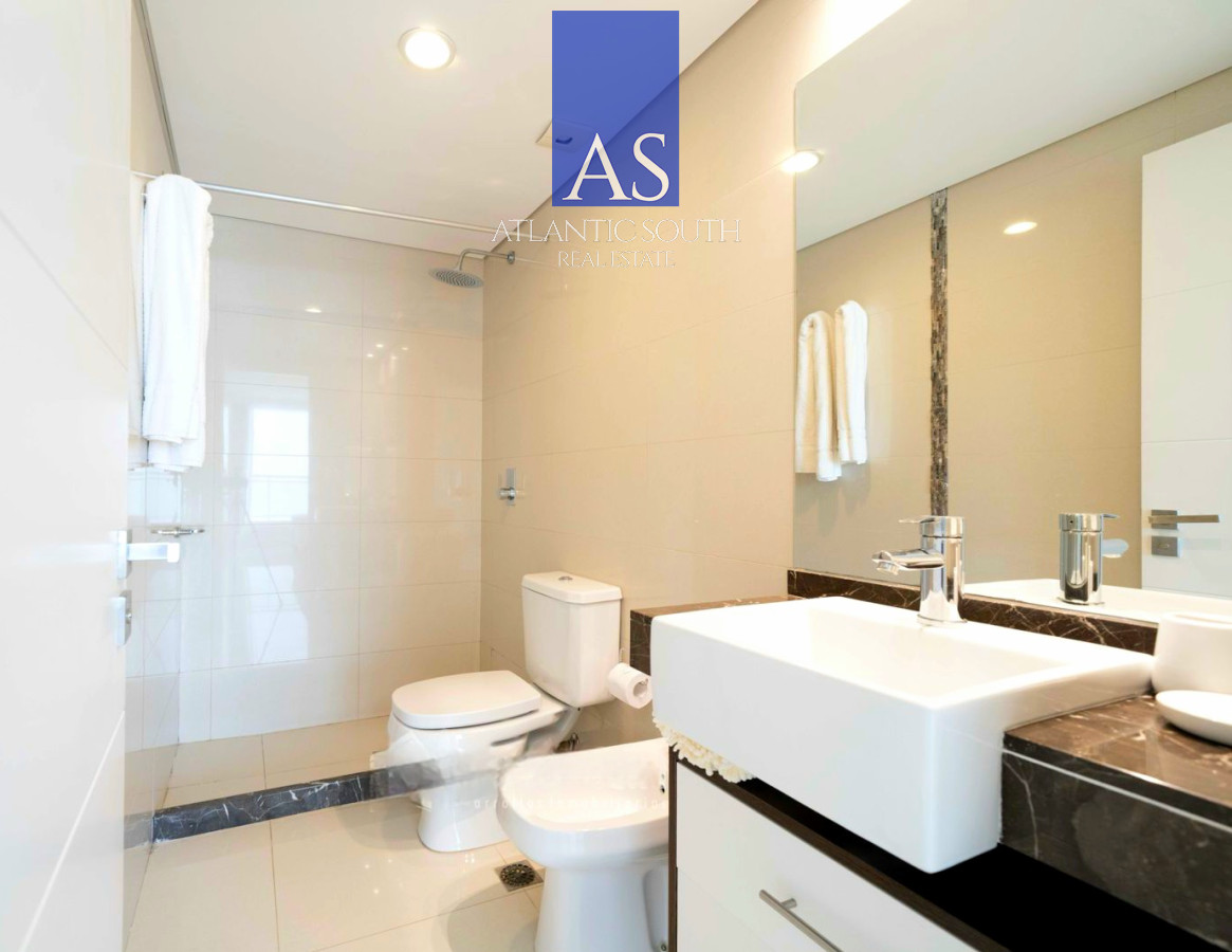Apartamento ID.3690 - VENTA: APARTAMENTO 3 DORMITORIOS EDIFICIO CRUCEROS PLAYA MANSA