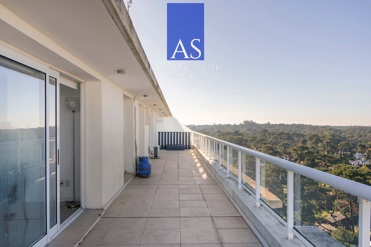 Apartamento ID.4898 - Penthouse dúplex con terrazas excepcionales y vistas panorámicas en Punta del Este
