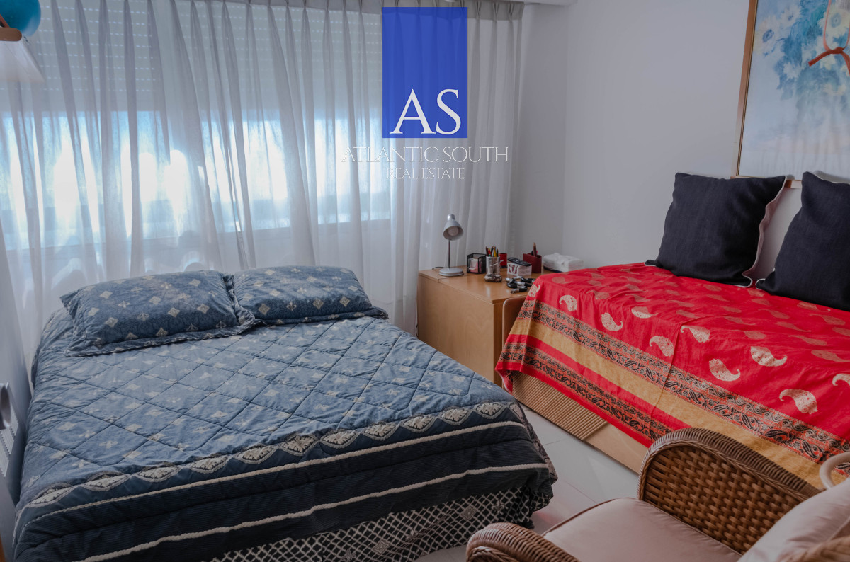 Apartamento ID.4142 - Apartamento de 2 dormitorios con vista al mar Punta del Este 