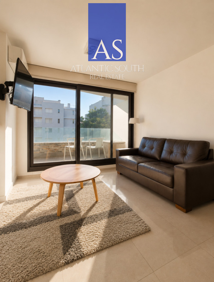 Apartamento ID.4867 - Apartamento 1 dormitorio moderno cochera y terraza cercano al mar Playa Mansa Punta del Este