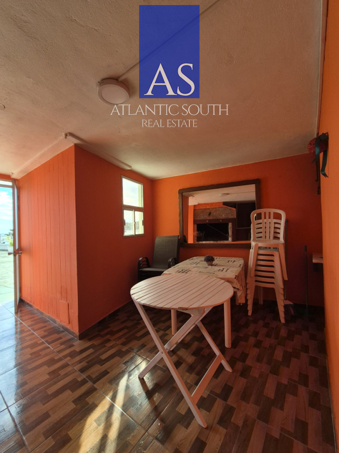 Apartamento ID.4635 - Apartamento reciclado frente al mar Playa Mansa 3 dormitorios terraza con barbacoa uso exclusivo y vista el mar Punta del Este