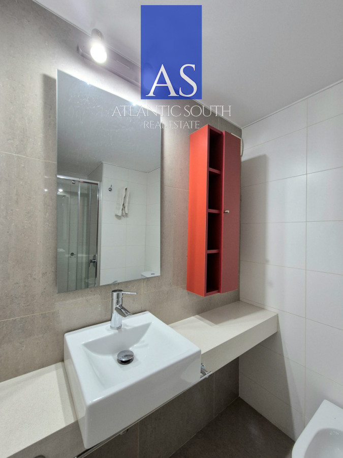 Apartamento ID.4636 - Oportunidad Planta moderna de categroría en excelente ubicación Playa Mansa