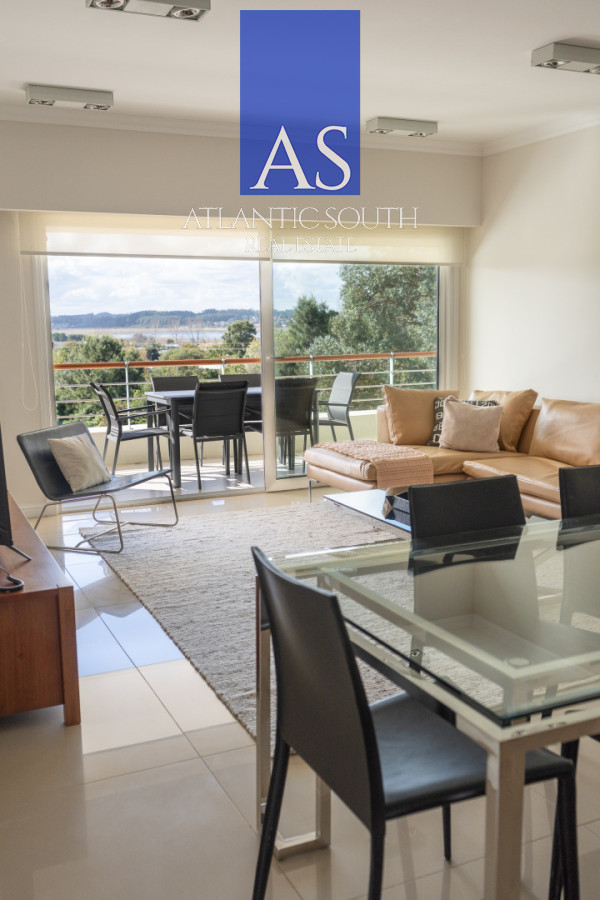 Apartamento ID.5184 - Apartamento de 2 dormitorios en complejo privado Playa Mansa 