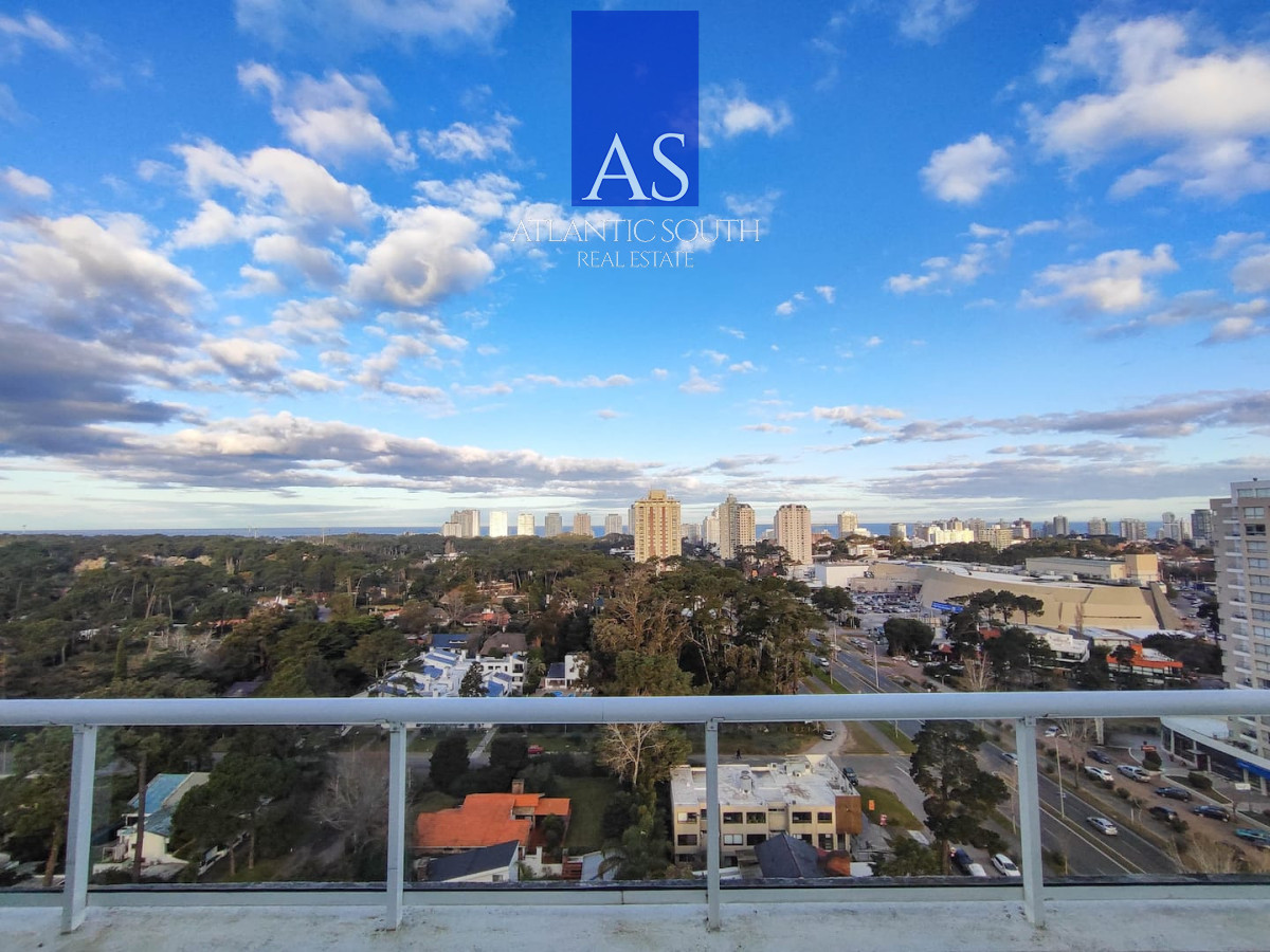 Apartamento ID.4898 - Penthouse dúplex con terrazas excepcionales y vistas panorámicas en Punta del Este